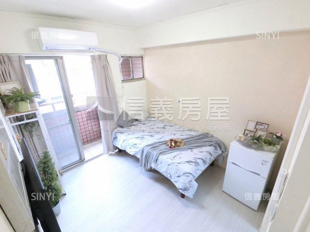 近捷運文心櫻花站美雙套房屋室內格局與周邊環境