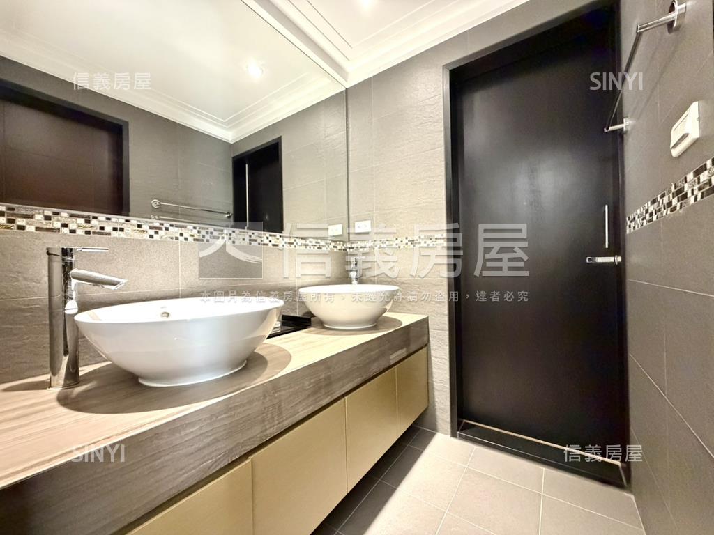 連銓天廈豪邸大戶房屋室內格局與周邊環境