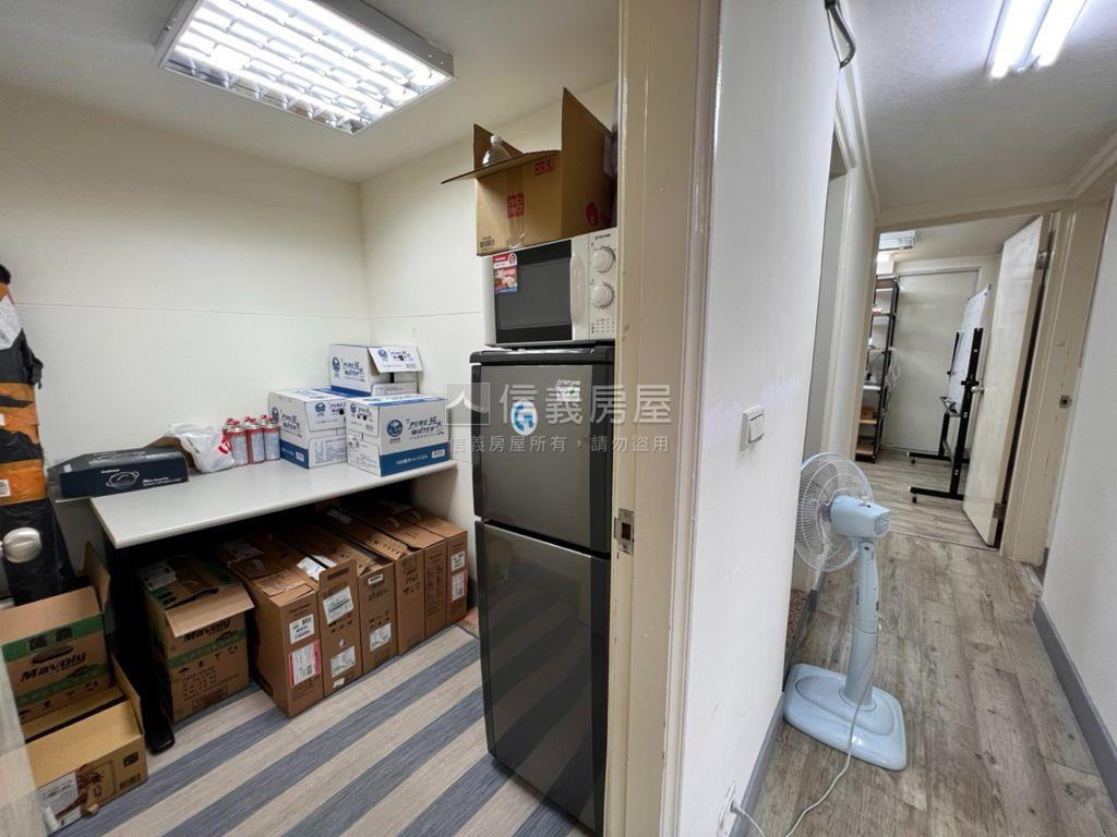 專任！嘉樂邊間三房帶車位房屋室內格局與周邊環境