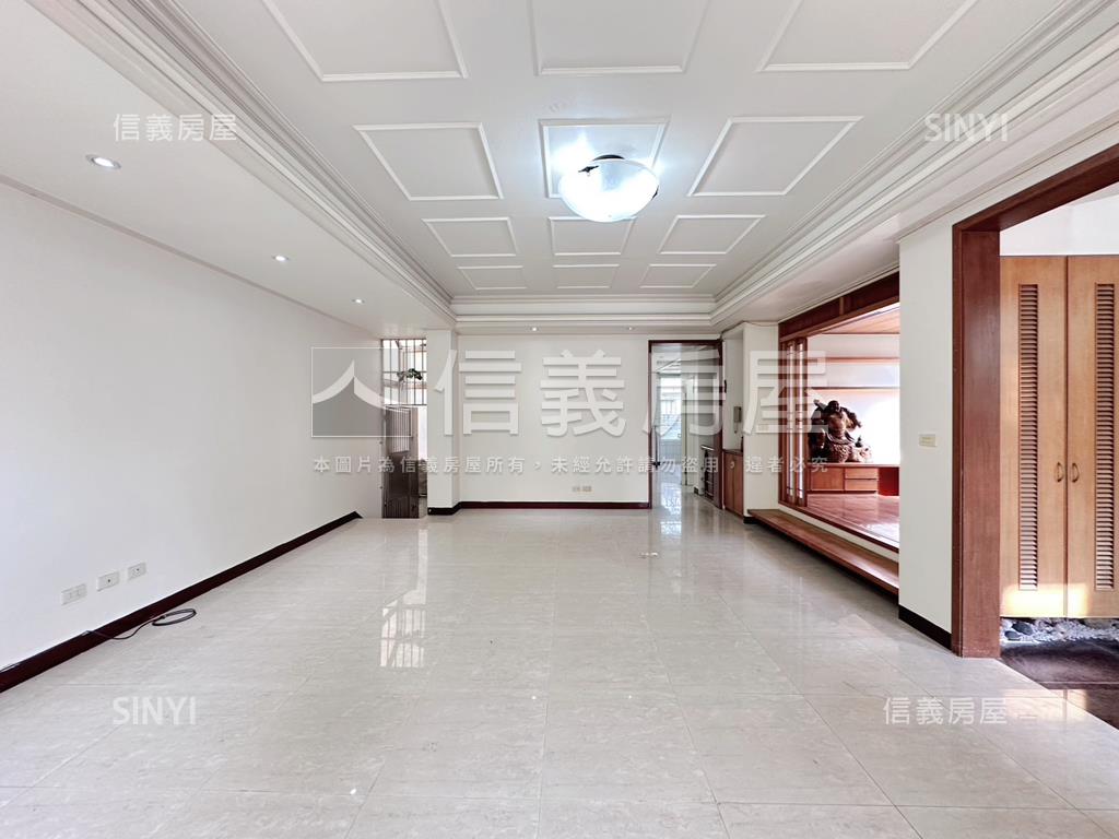 獨棟麗園透天房屋室內格局與周邊環境