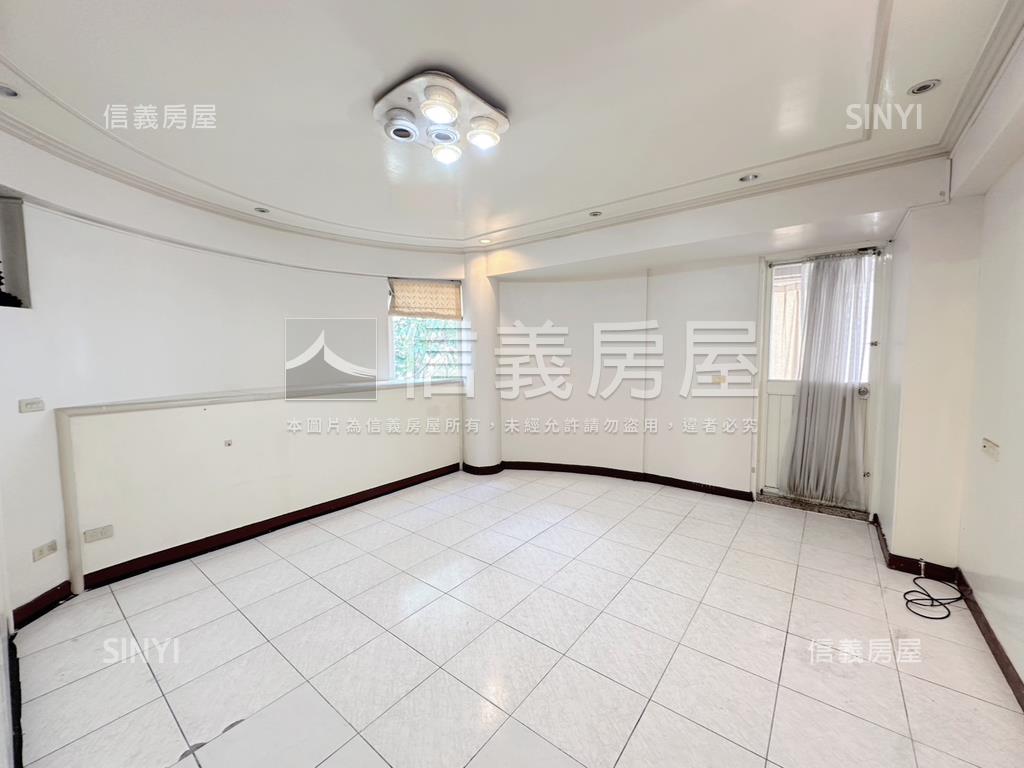 獨棟麗園透天房屋室內格局與周邊環境