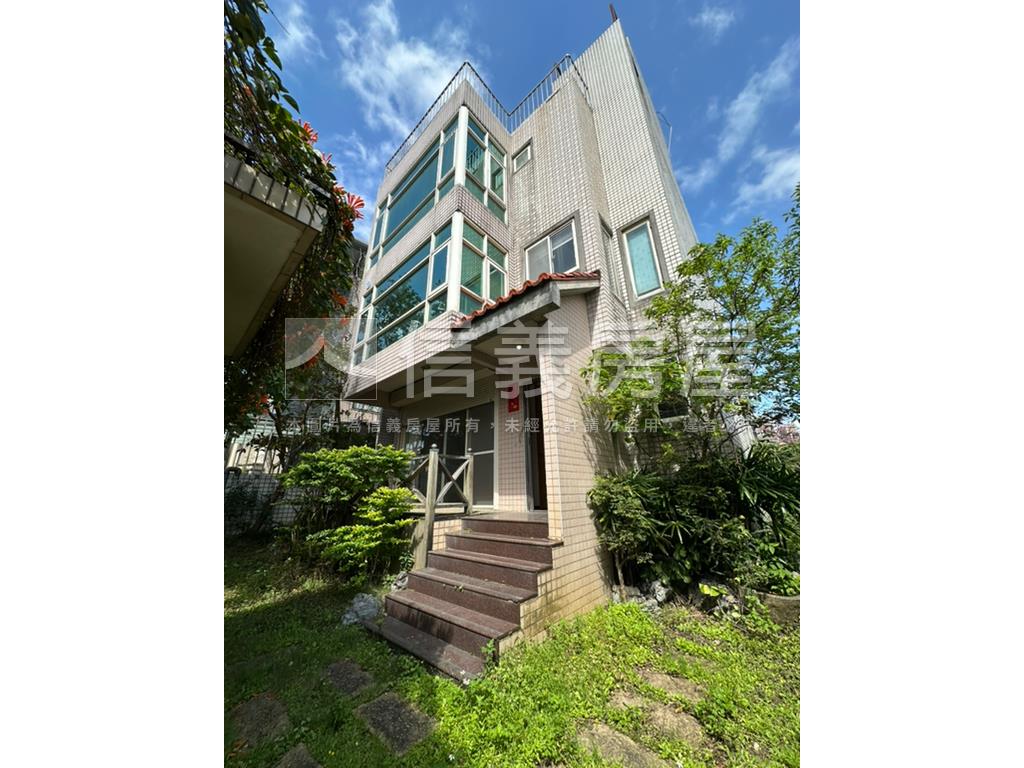 獨棟麗園透天房屋室內格局與周邊環境