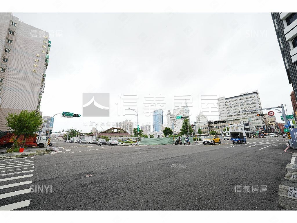 台南運河旁１６４坪商業地房屋室內格局與周邊環境