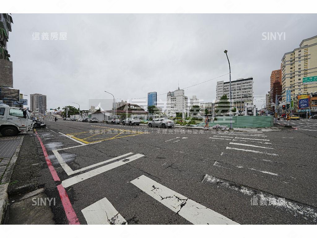 台南運河旁１６４坪商業地房屋室內格局與周邊環境