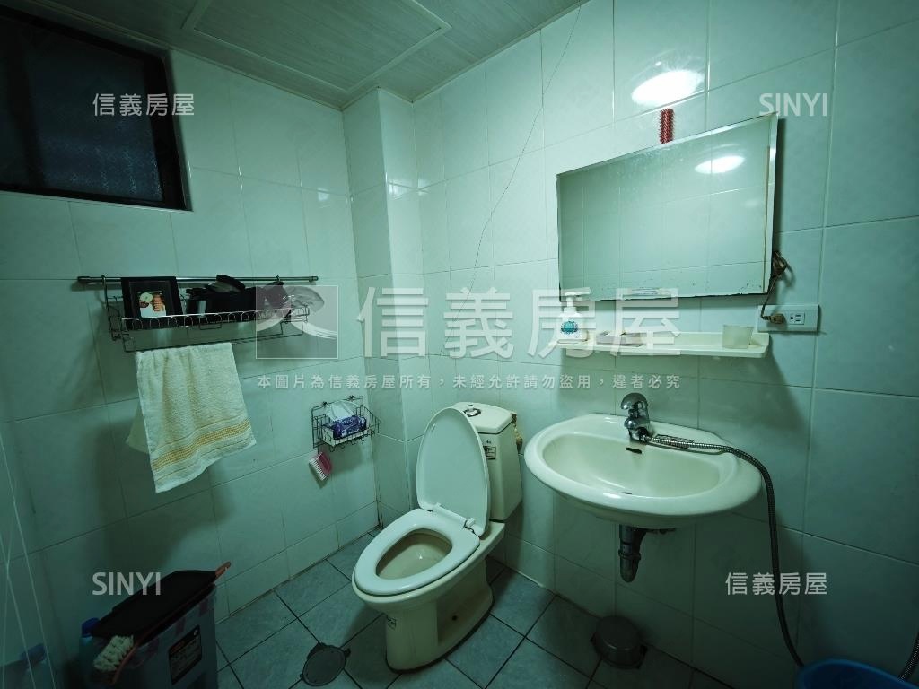 華園山莊方正透天房屋室內格局與周邊環境