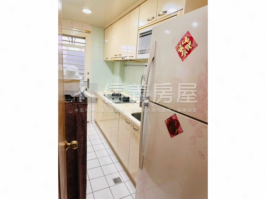 ★專任★青年成家三房車位房屋室內格局與周邊環境