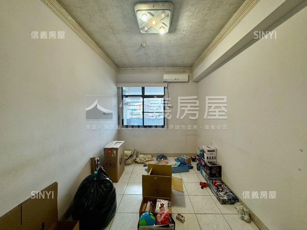 專．國賓官邸四房平車房屋室內格局與周邊環境