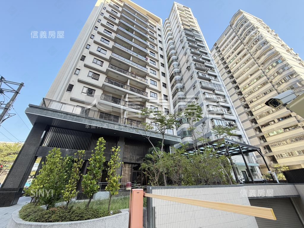 近十三期視野三房平面車位房屋室內格局與周邊環境