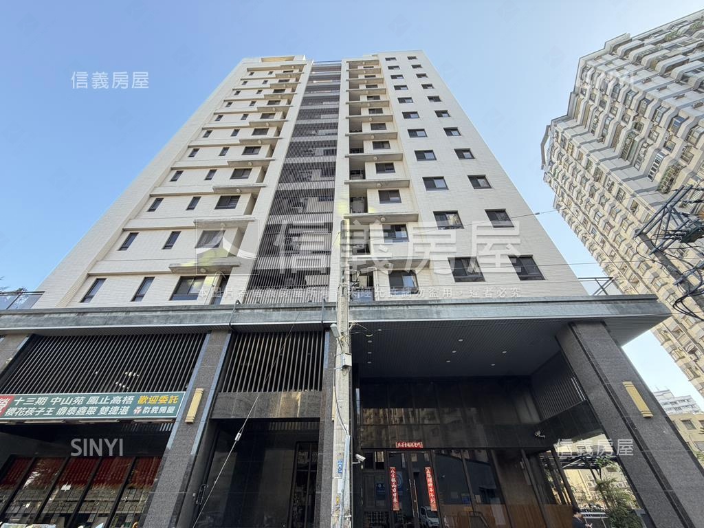 近十三期視野三房平面車位房屋室內格局與周邊環境