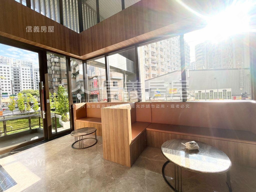 近十三期視野三房平面車位房屋室內格局與周邊環境