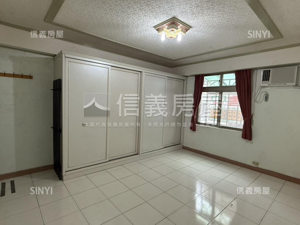 天母美麗邊間方正四房房屋室內格局與周邊環境