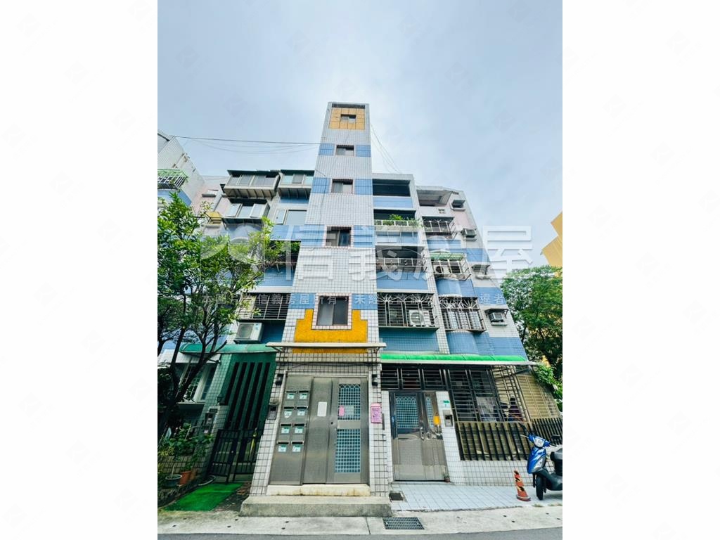【社區】邊間三面採光三房房屋室內格局與周邊環境