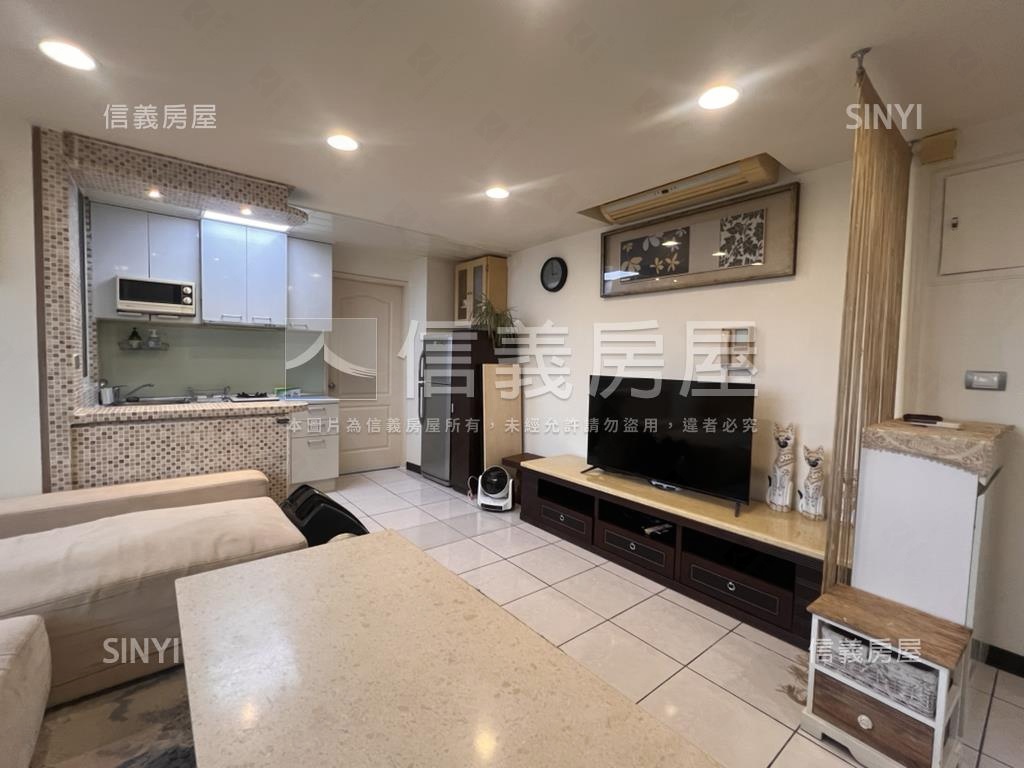 靜謐景觀華廈２房房屋室內格局與周邊環境