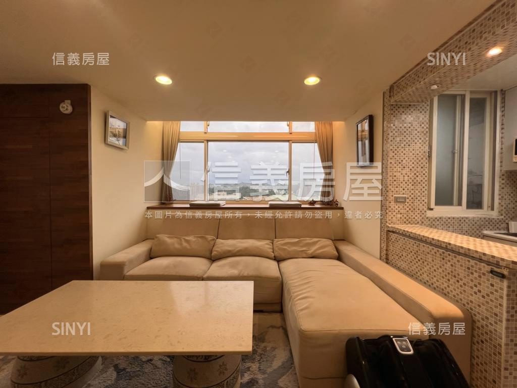 靜謐景觀華廈２房房屋室內格局與周邊環境