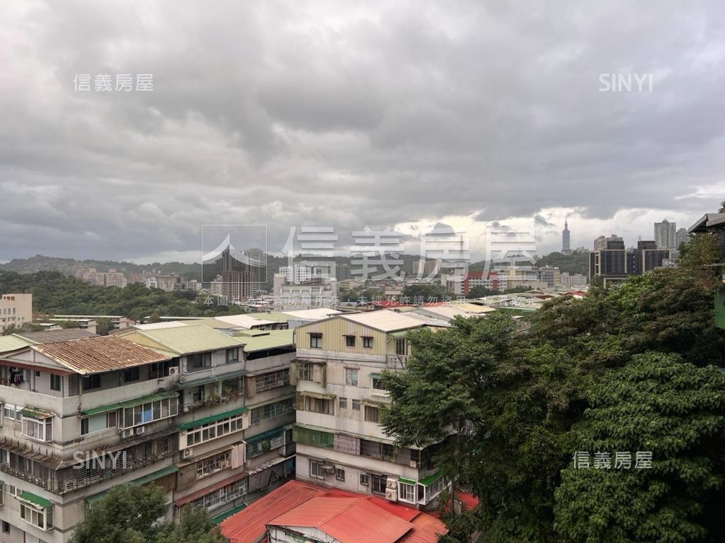 靜謐景觀華廈２房房屋室內格局與周邊環境