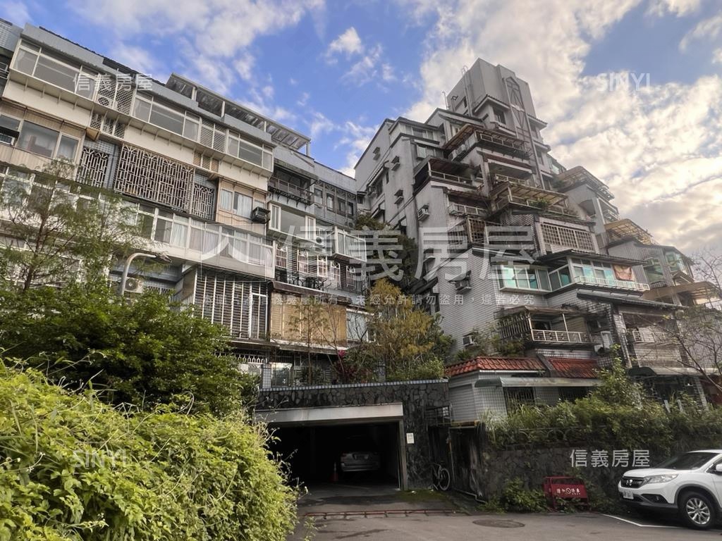 靜謐景觀華廈２房房屋室內格局與周邊環境