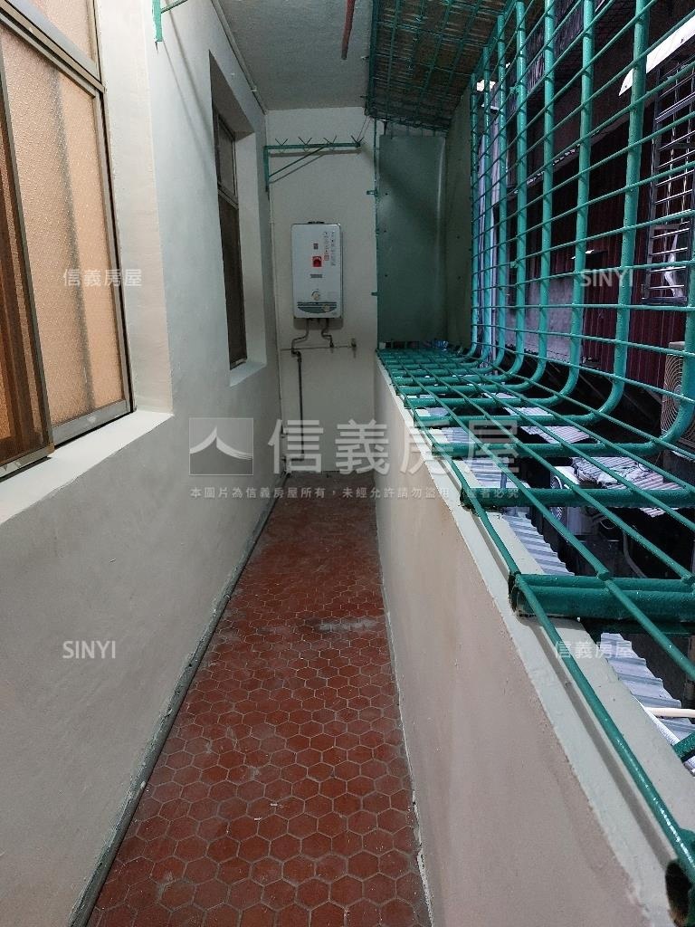 活巷公寓三房黃金二樓房屋室內格局與周邊環境