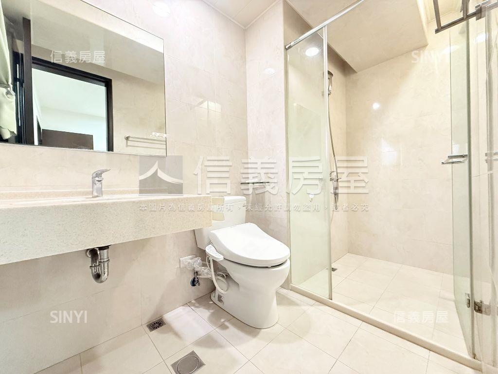 森粼雙衛浴開窗三房大平車房屋室內格局與周邊環境