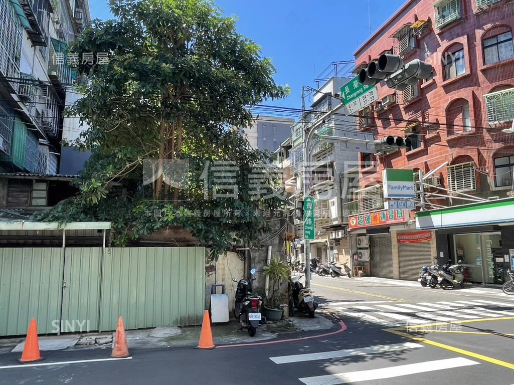 三重安和路土地房屋室內格局與周邊環境