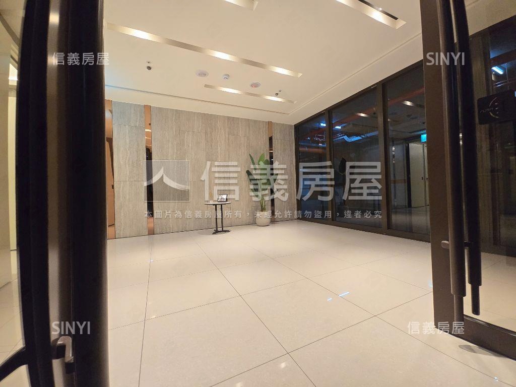 慶賀天璞高樓美裝三房車位房屋室內格局與周邊環境
