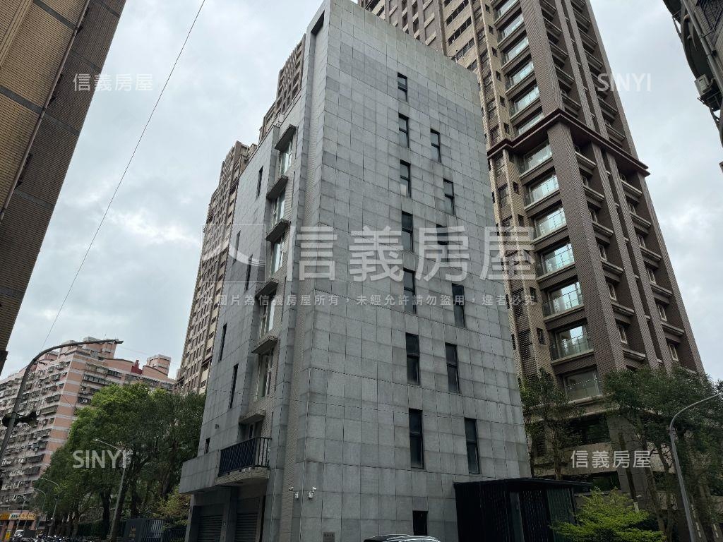 ２３．３５坪開闊套房❤️房屋室內格局與周邊環境