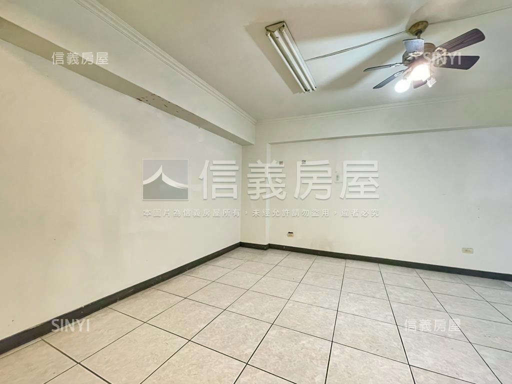 大三房近捷運附車位房屋室內格局與周邊環境
