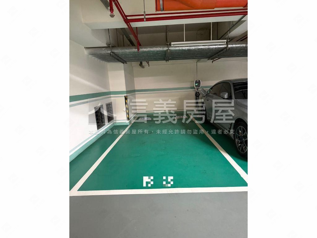文山秀樹綠意美景三房車位房屋室內格局與周邊環境