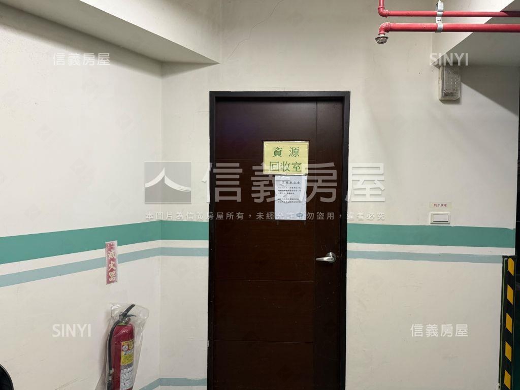 文山秀樹綠意美景三房車位房屋室內格局與周邊環境