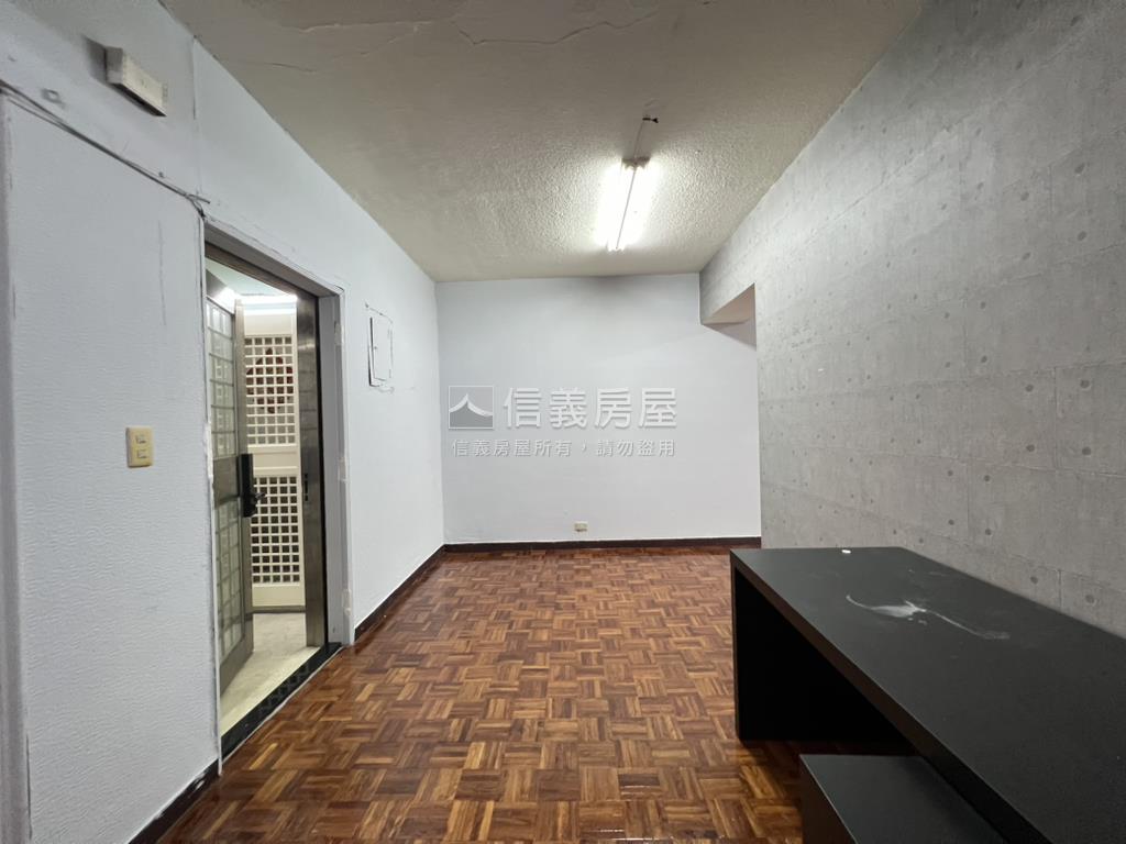 中崙大廈高樓採光屋房屋室內格局與周邊環境