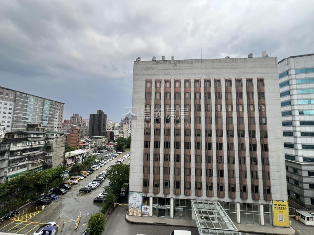 中崙大廈高樓採光屋房屋室內格局與周邊環境