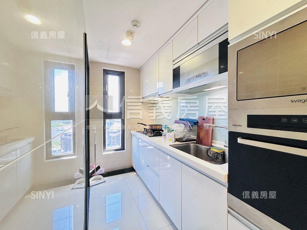 鼎燁領秀豪景三房車位房屋室內格局與周邊環境