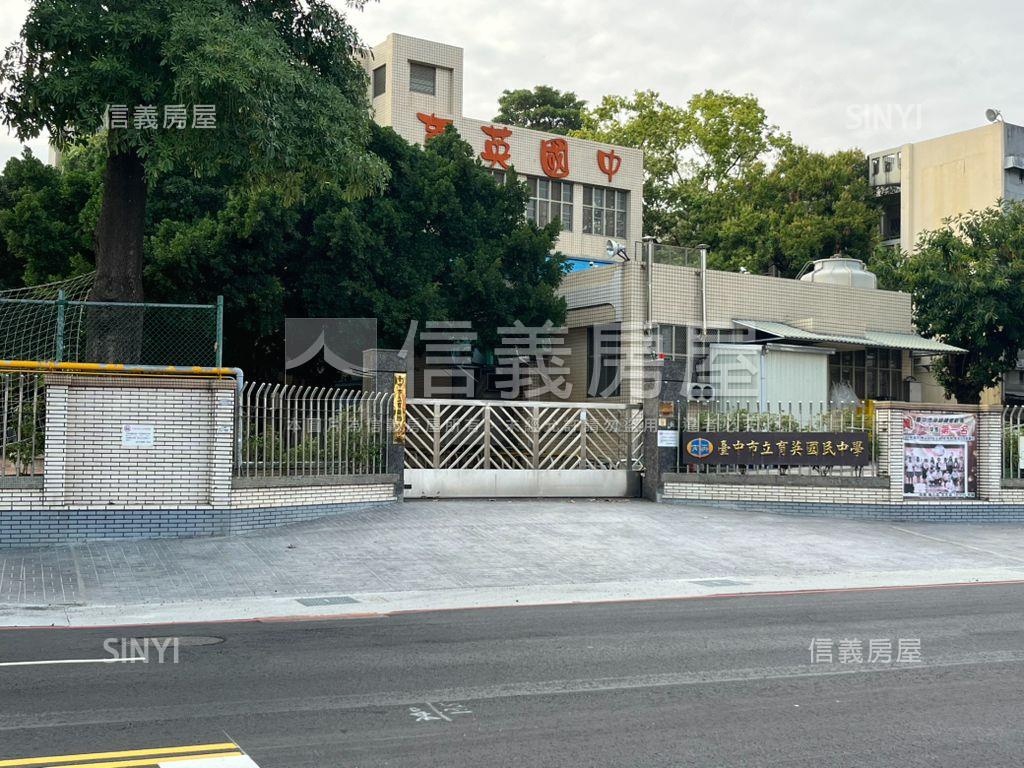 振興路五花馬旁預售透天房屋室內格局與周邊環境