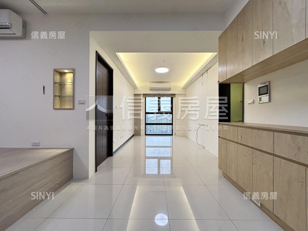 綠山棧高樓採光佳兩房車位房屋室內格局與周邊環境