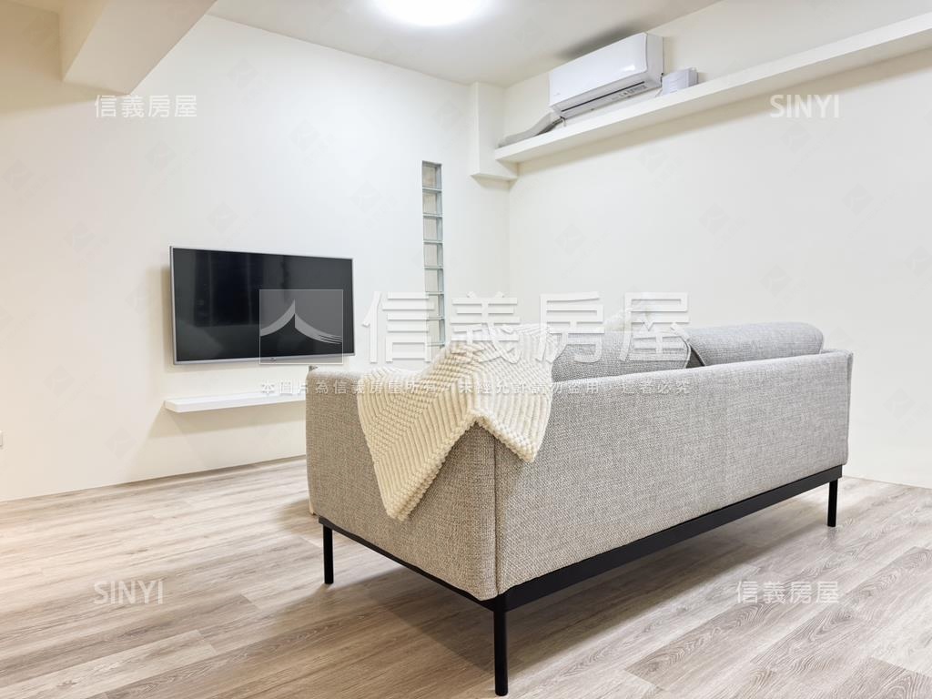 近美麗島２房２衛浴精美宅房屋室內格局與周邊環境