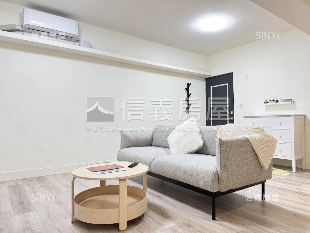 近美麗島２房２衛浴精美宅房屋室內格局與周邊環境