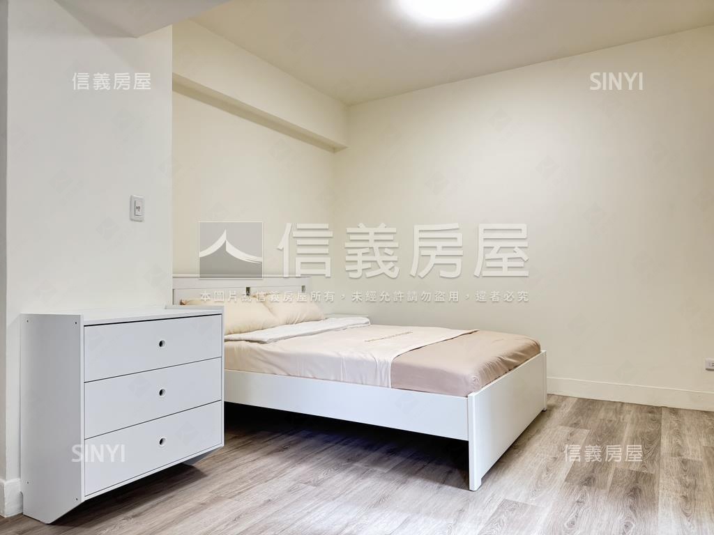 近美麗島２房２衛浴精美宅房屋室內格局與周邊環境