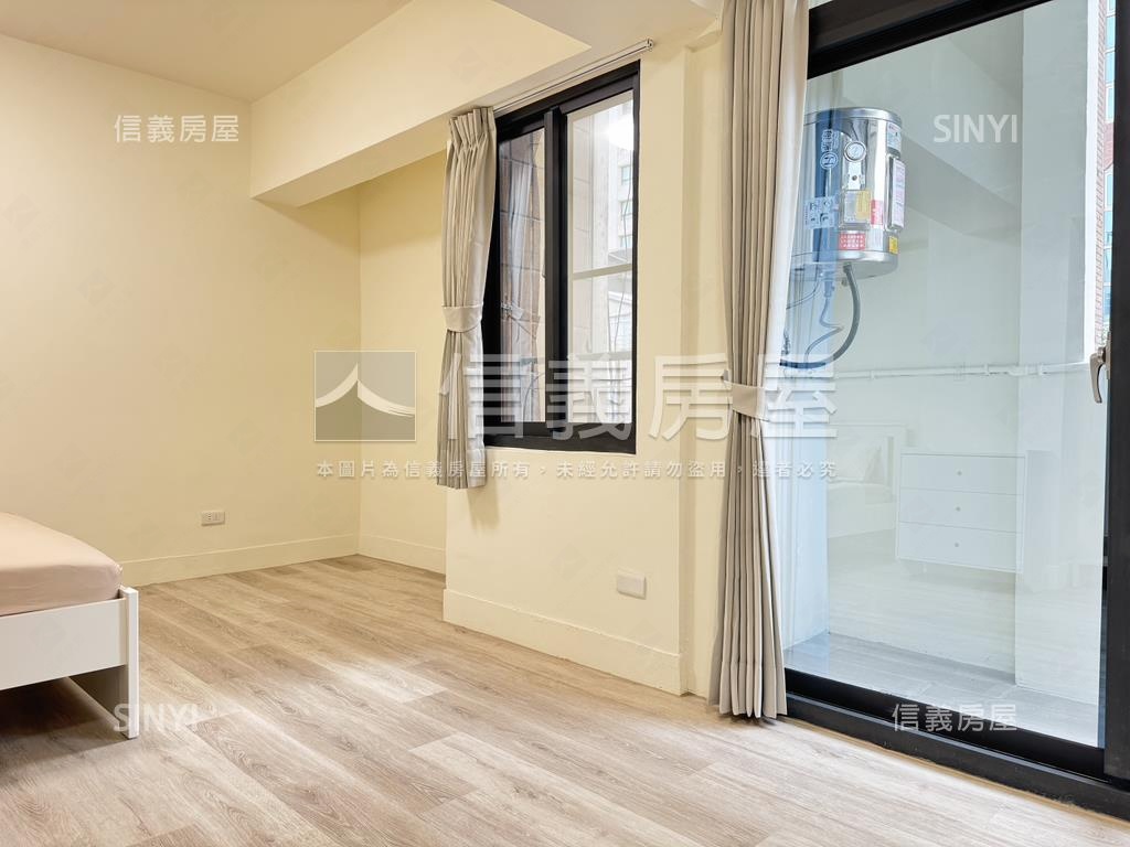 近美麗島２房２衛浴精美宅房屋室內格局與周邊環境