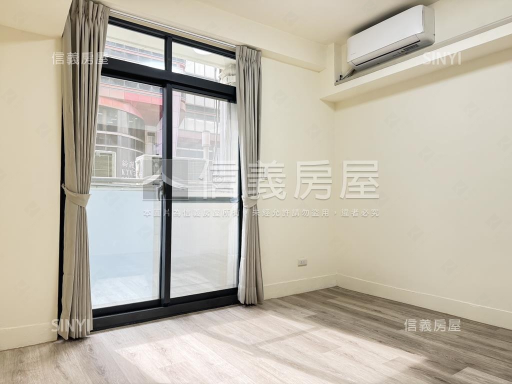 近美麗島２房２衛浴精美宅房屋室內格局與周邊環境