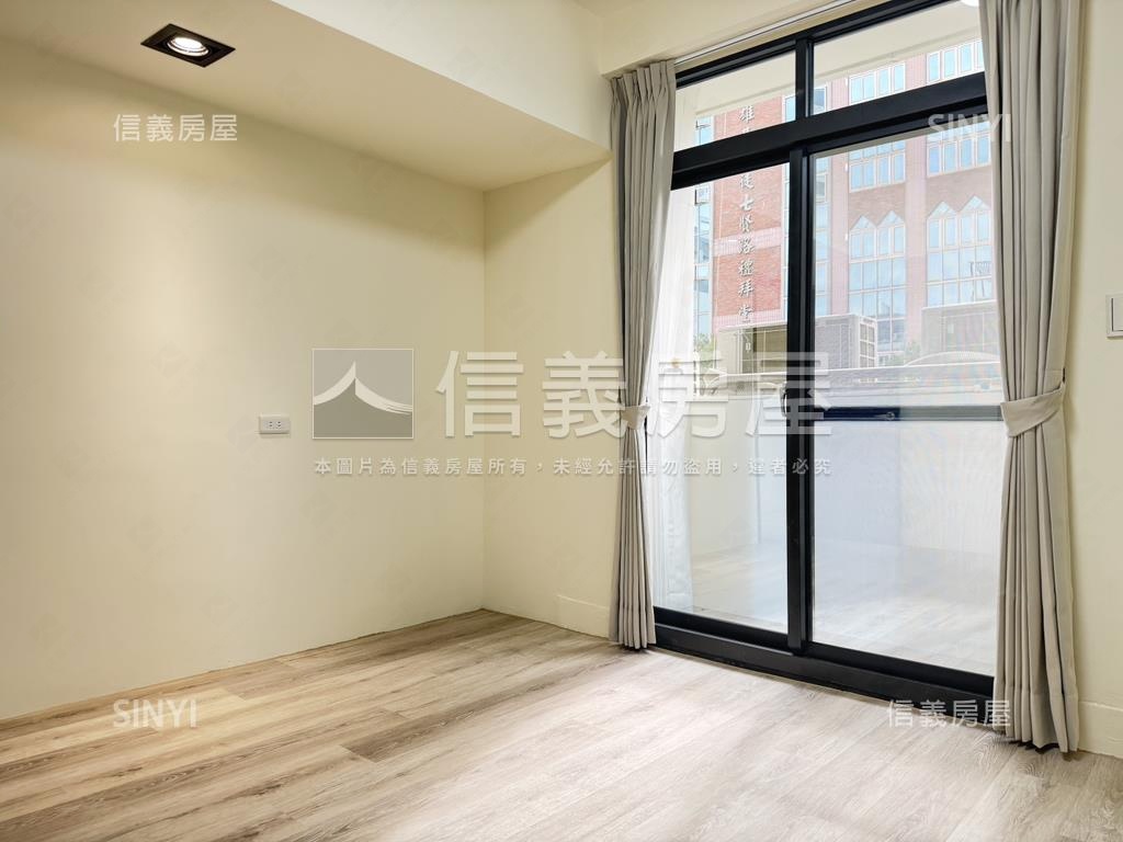 近美麗島２房２衛浴精美宅房屋室內格局與周邊環境