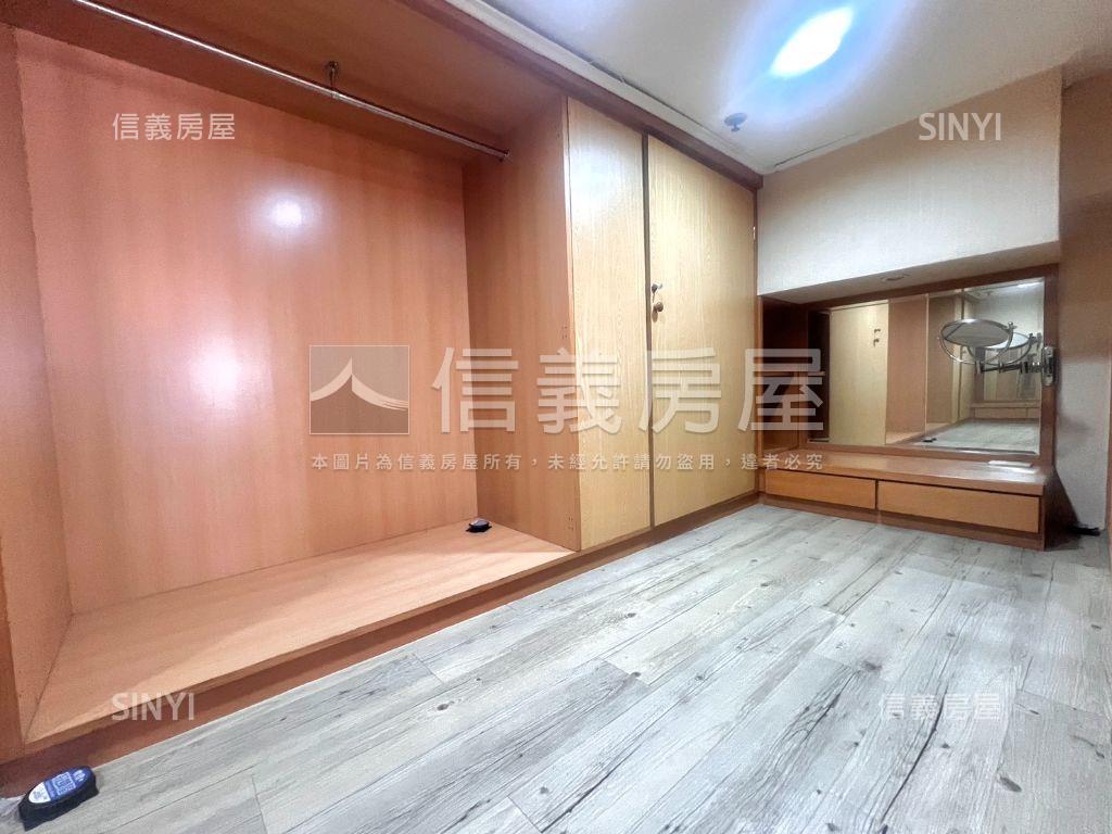 近火車站美宅附車位房屋室內格局與周邊環境