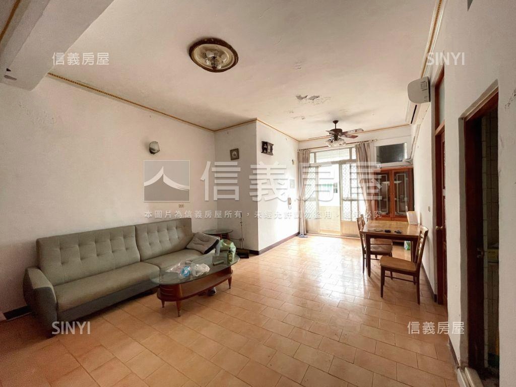 近輕軌，大空間低總價公寓房屋室內格局與周邊環境