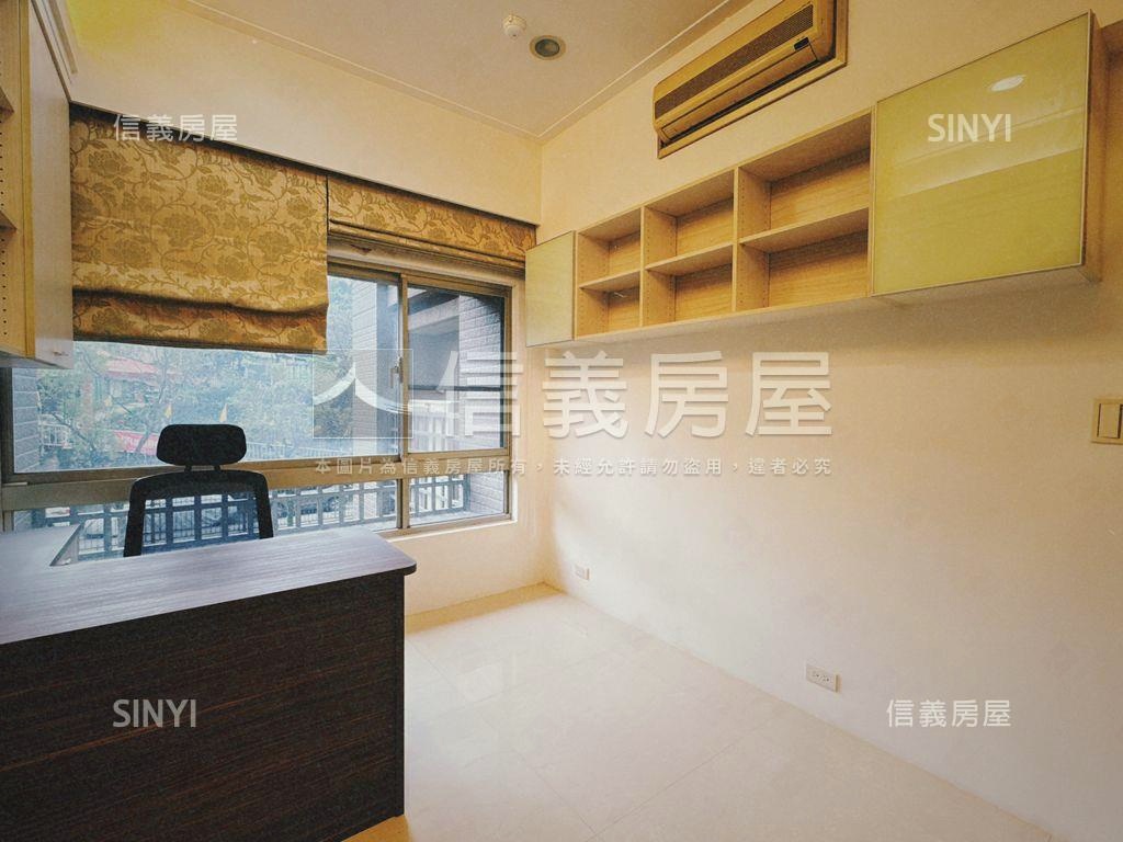 麗湖拓真鋼骨四房房屋室內格局與周邊環境