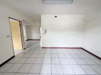 ★專任近中正路四房華廈