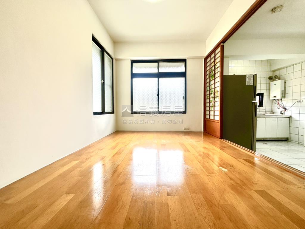 近立新國小漂亮採光三房房屋室內格局與周邊環境