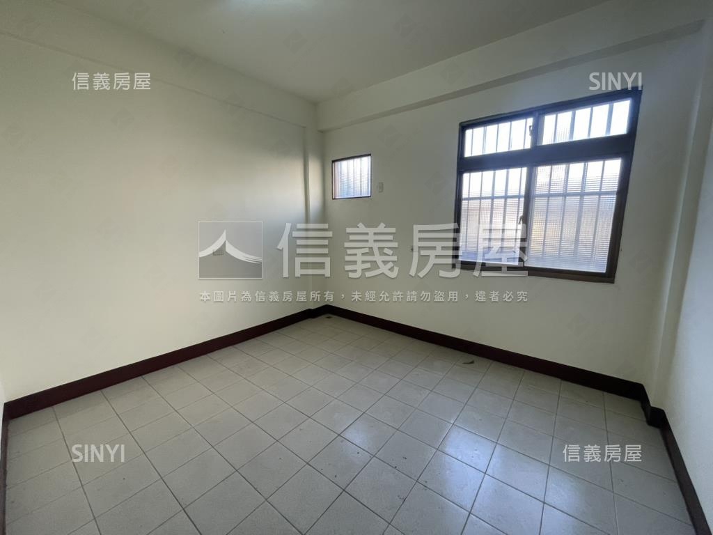 民族騎樓透天！稀有釋出！房屋室內格局與周邊環境