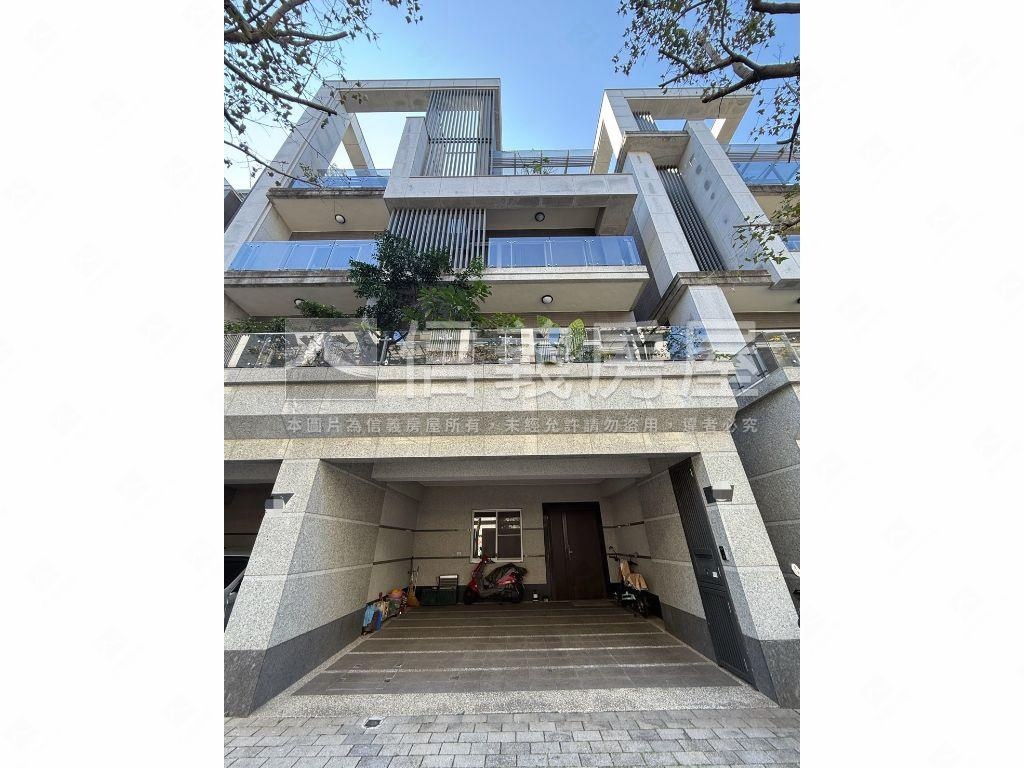 夯。葳格水悅雲出邊間別墅房屋室內格局與周邊環境