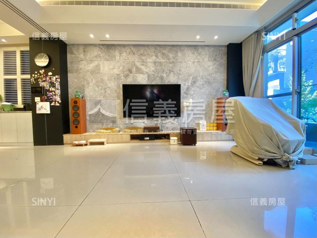 夯。葳格水悅雲出邊間別墅房屋室內格局與周邊環境