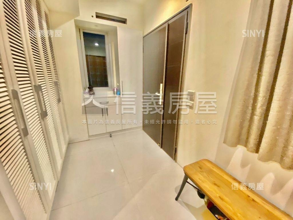 夯。葳格水悅雲出邊間別墅房屋室內格局與周邊環境