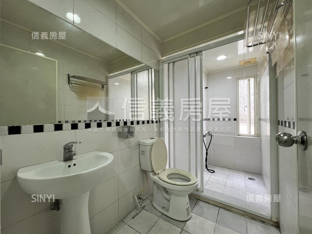 近台灣大道精美透套房屋室內格局與周邊環境