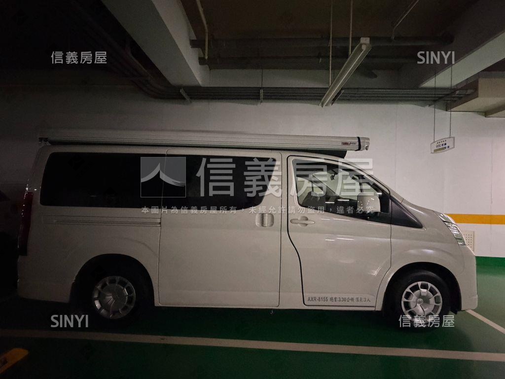 和平世紀麗晶車位ＩＩ房屋室內格局與周邊環境